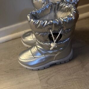 Girls Snow Boots